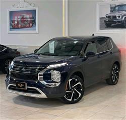 ميتسوبيشي اوتلاندر